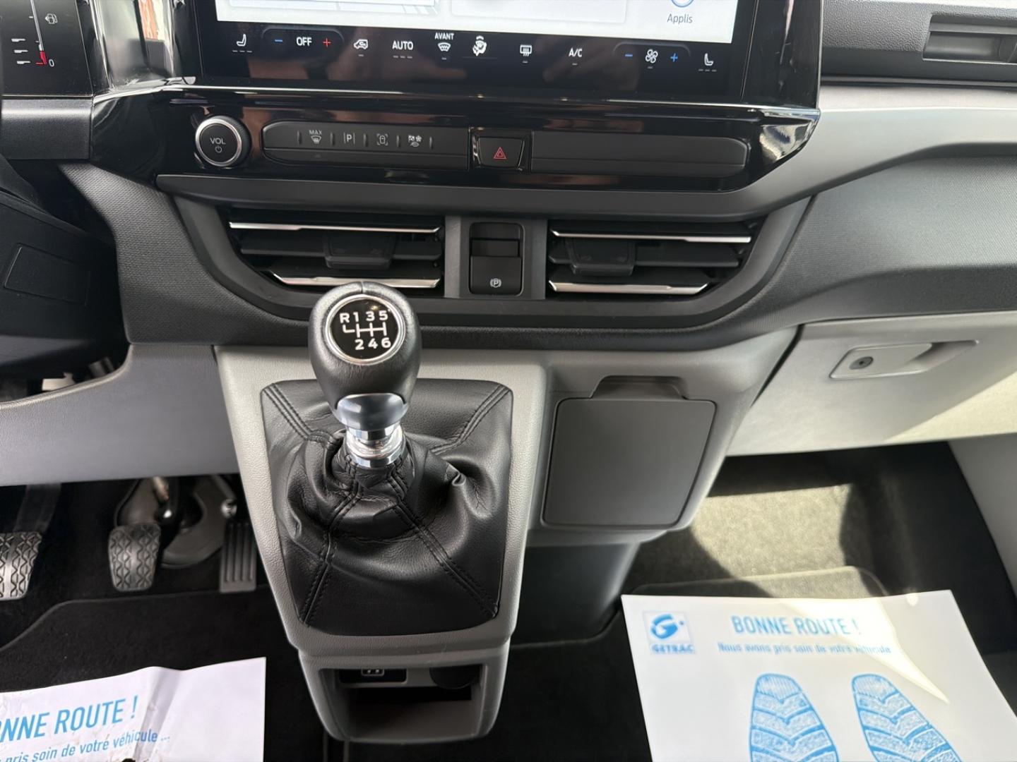 Image FORD Tourneo Custom 320 L2H1 2.0 EcoBlue 150 ch Titanium