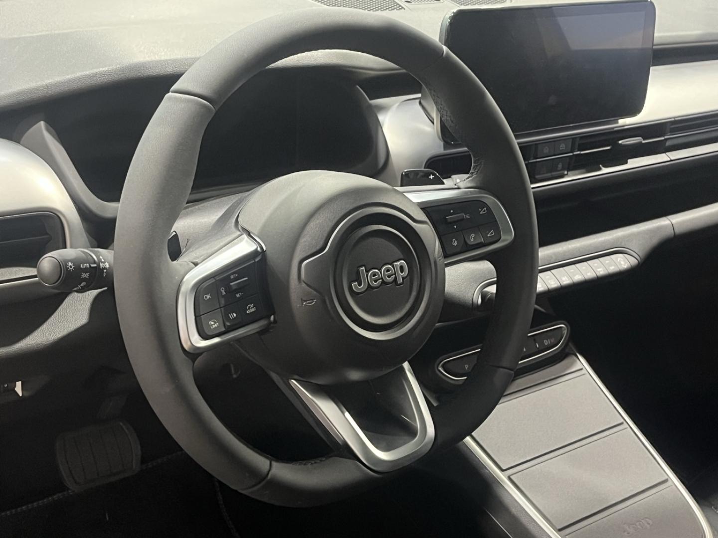 Image JEEP Avenger 1.2 Turbo T3 110ch e-Hybrid Summit BVR6