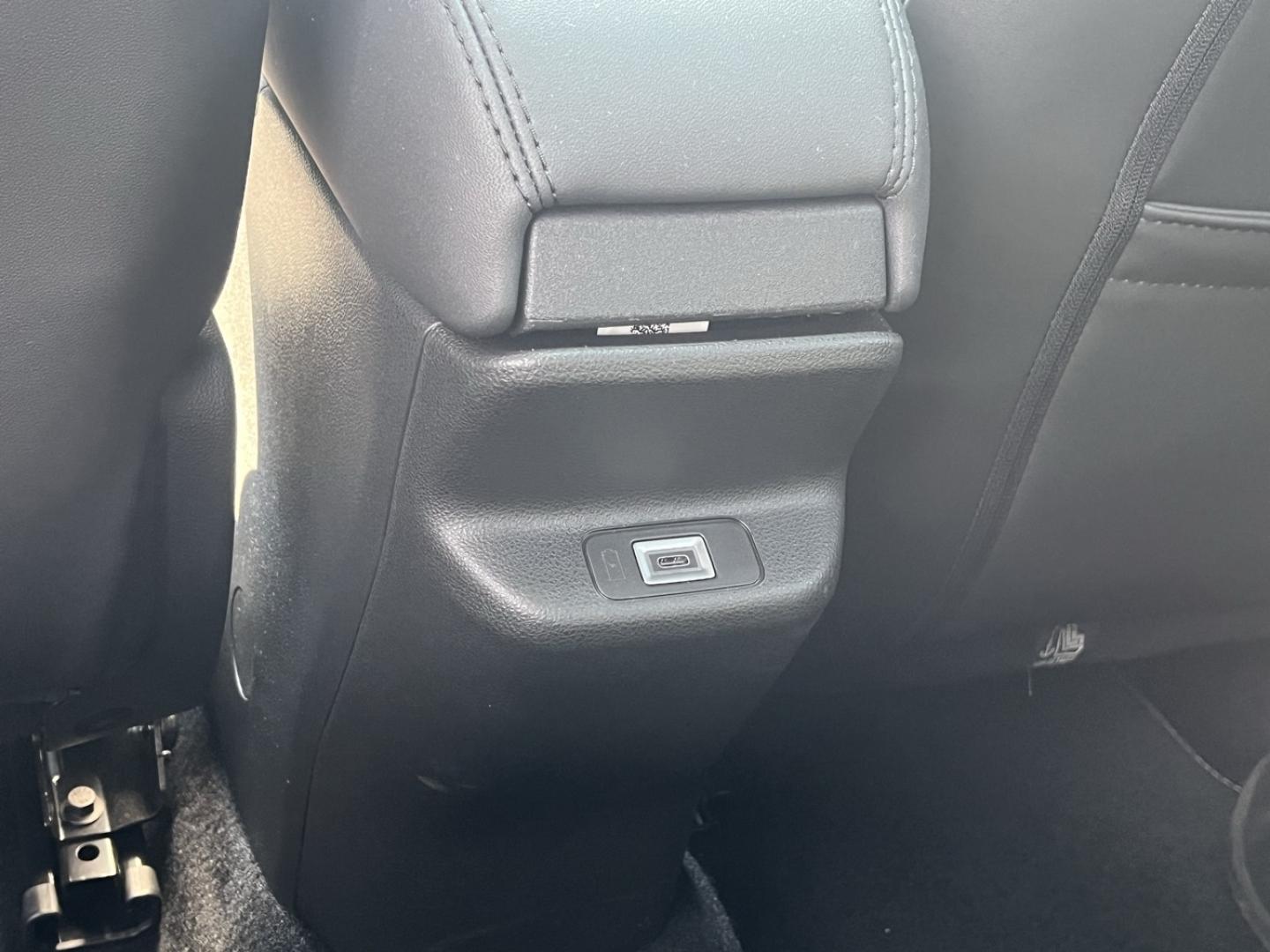 Image JEEP Avenger 1.2 Turbo T3 110ch e-Hybrid Summit BVR6