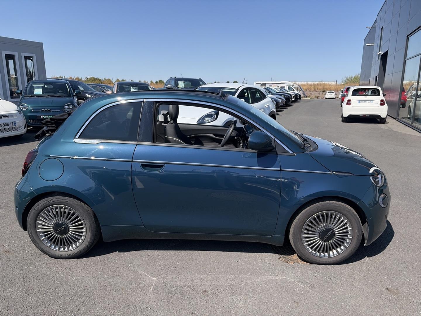 Image FIAT 500C e 118ch La Prima MY23