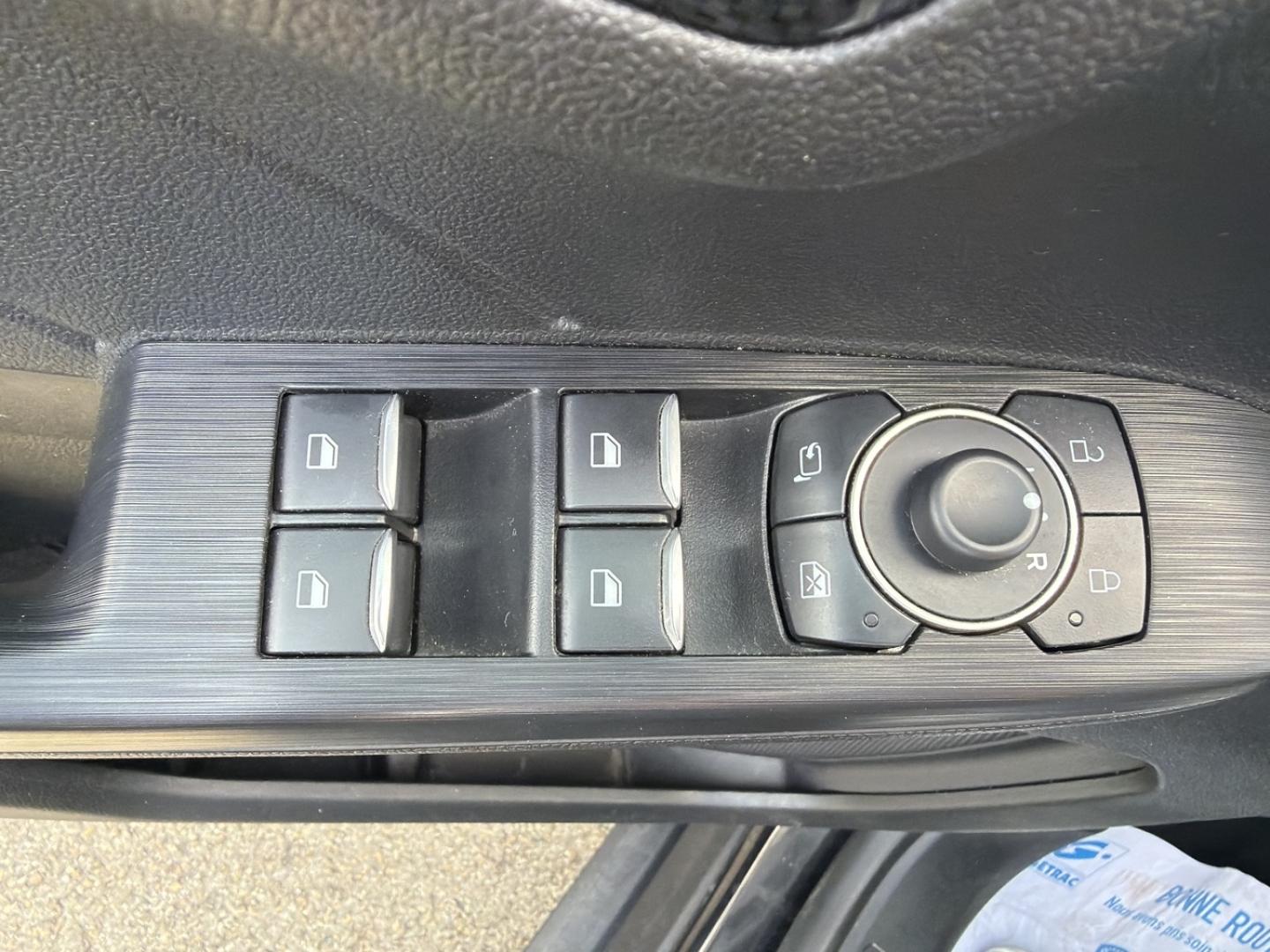 Image FORD Kuga 2.5 Duratec 190 ch FHEV E85 ST-Line Business BVA
