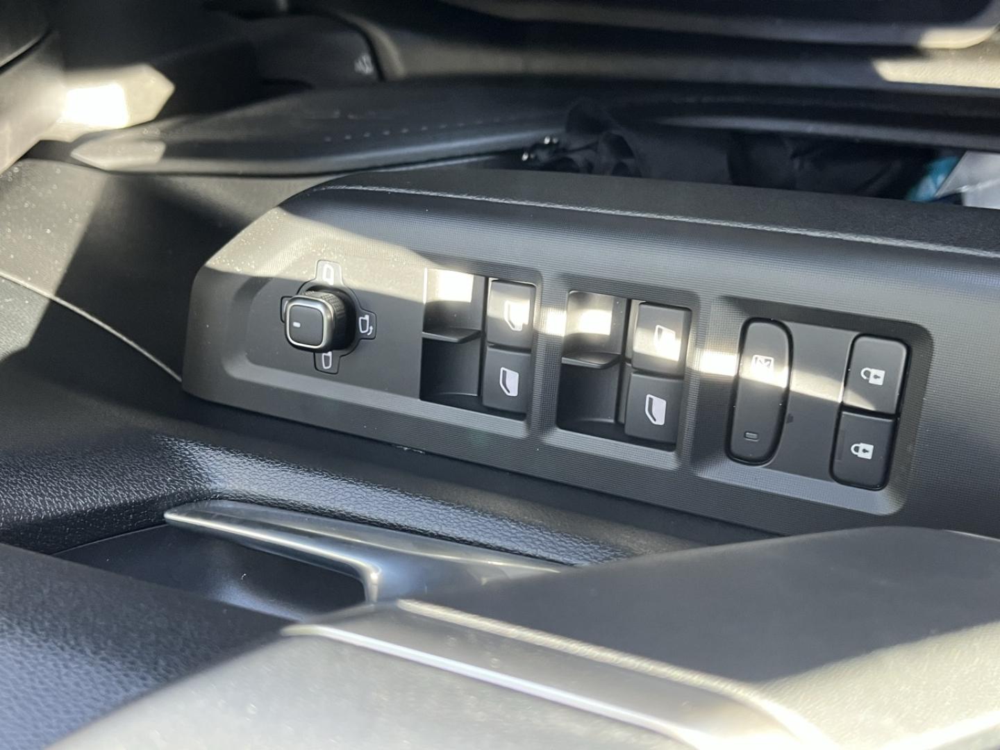 Image JEEP Compass 1.2 Turbo T3 145ch e-Hybrid First Edition BVR6