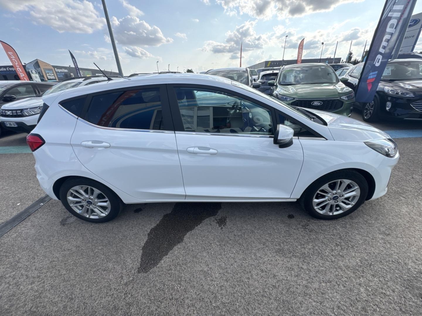 Image FORD Fiesta 1.0 Flexifuel 95 ch Titanium Business 5p