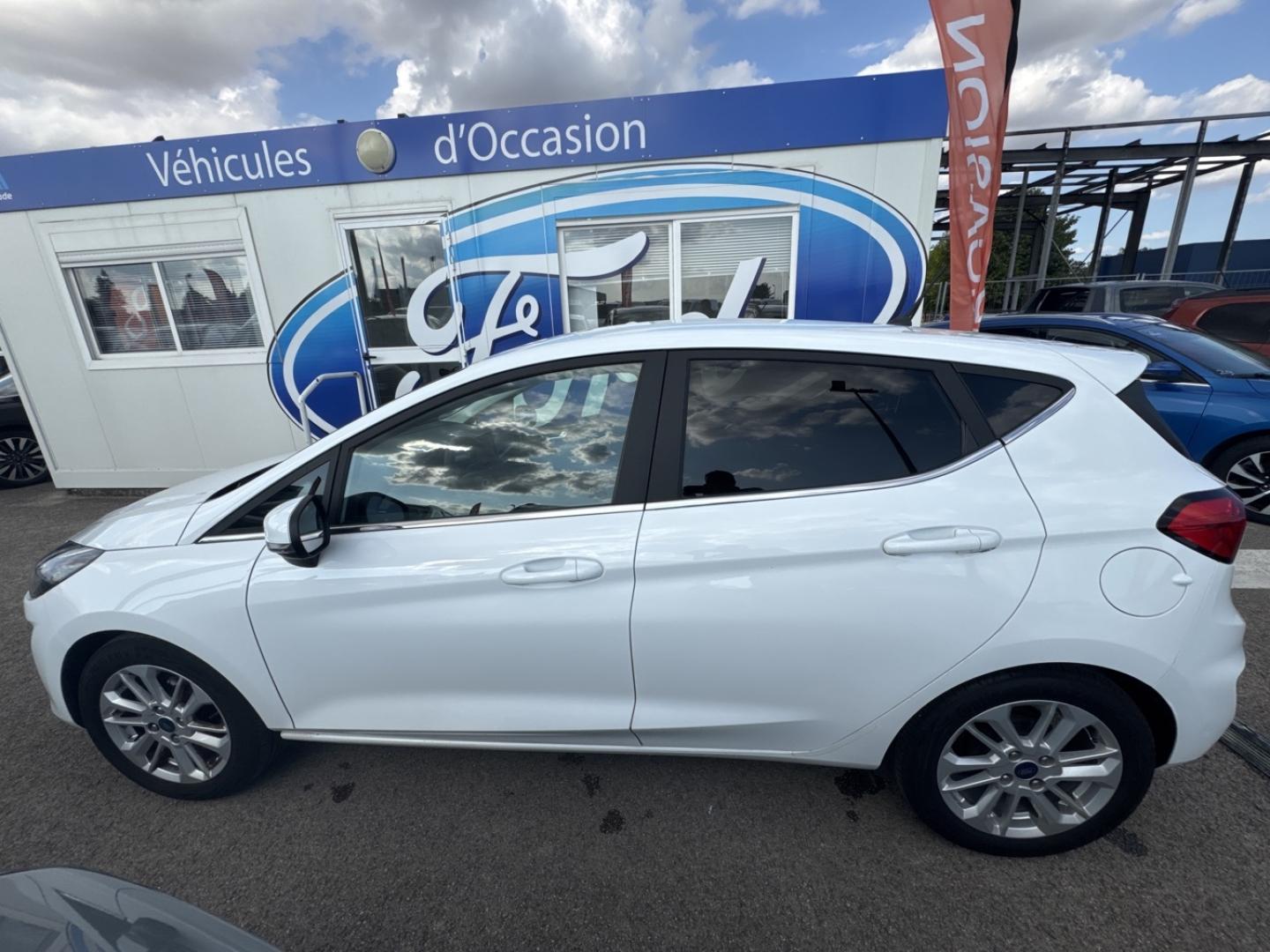 Image FORD Fiesta 1.0 Flexifuel 95 ch Titanium Business 5p