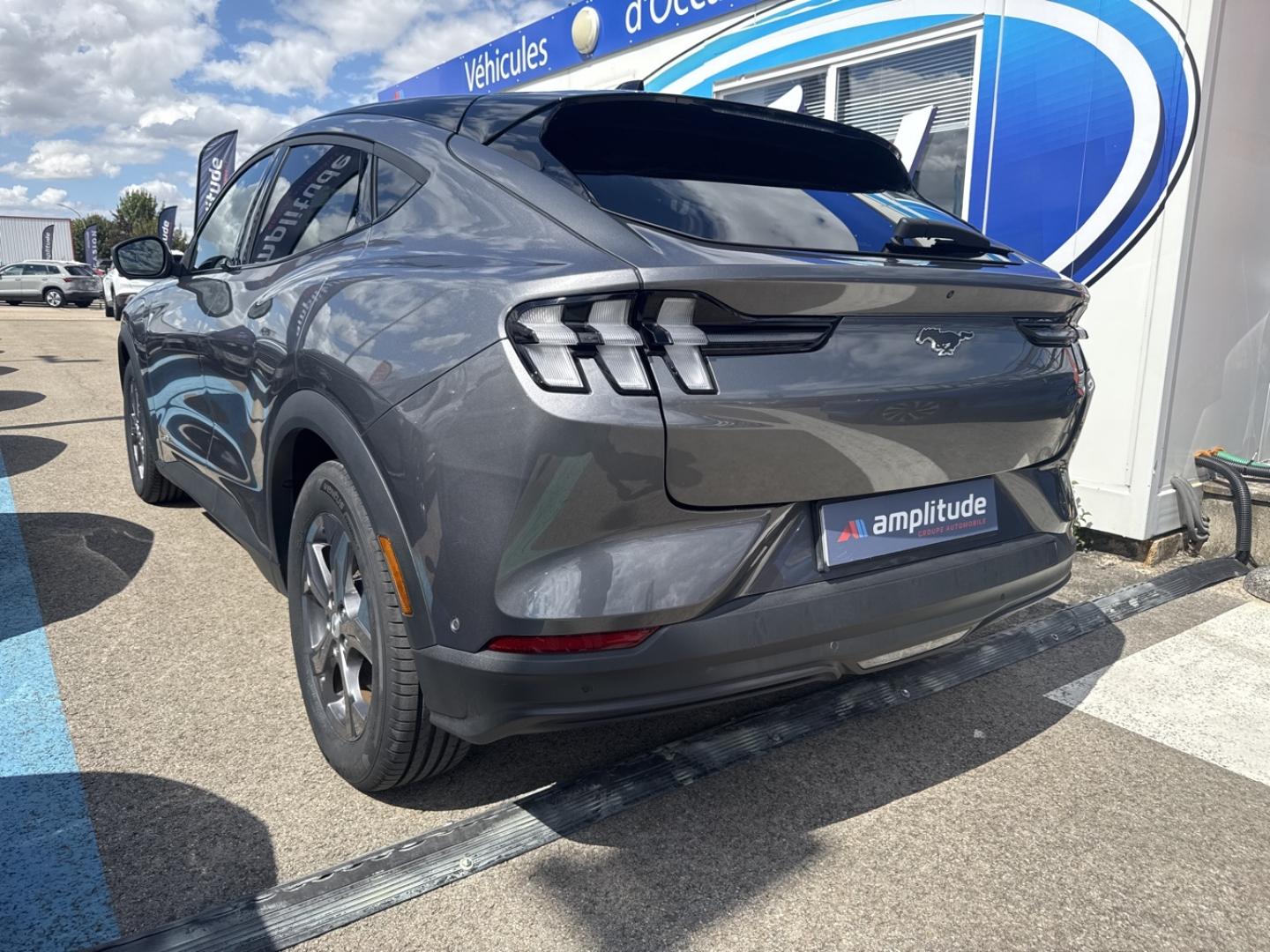 Image FORD Mustang Mach-E 269ch Standard Range 72,6kWh Mach-E Propulsion
