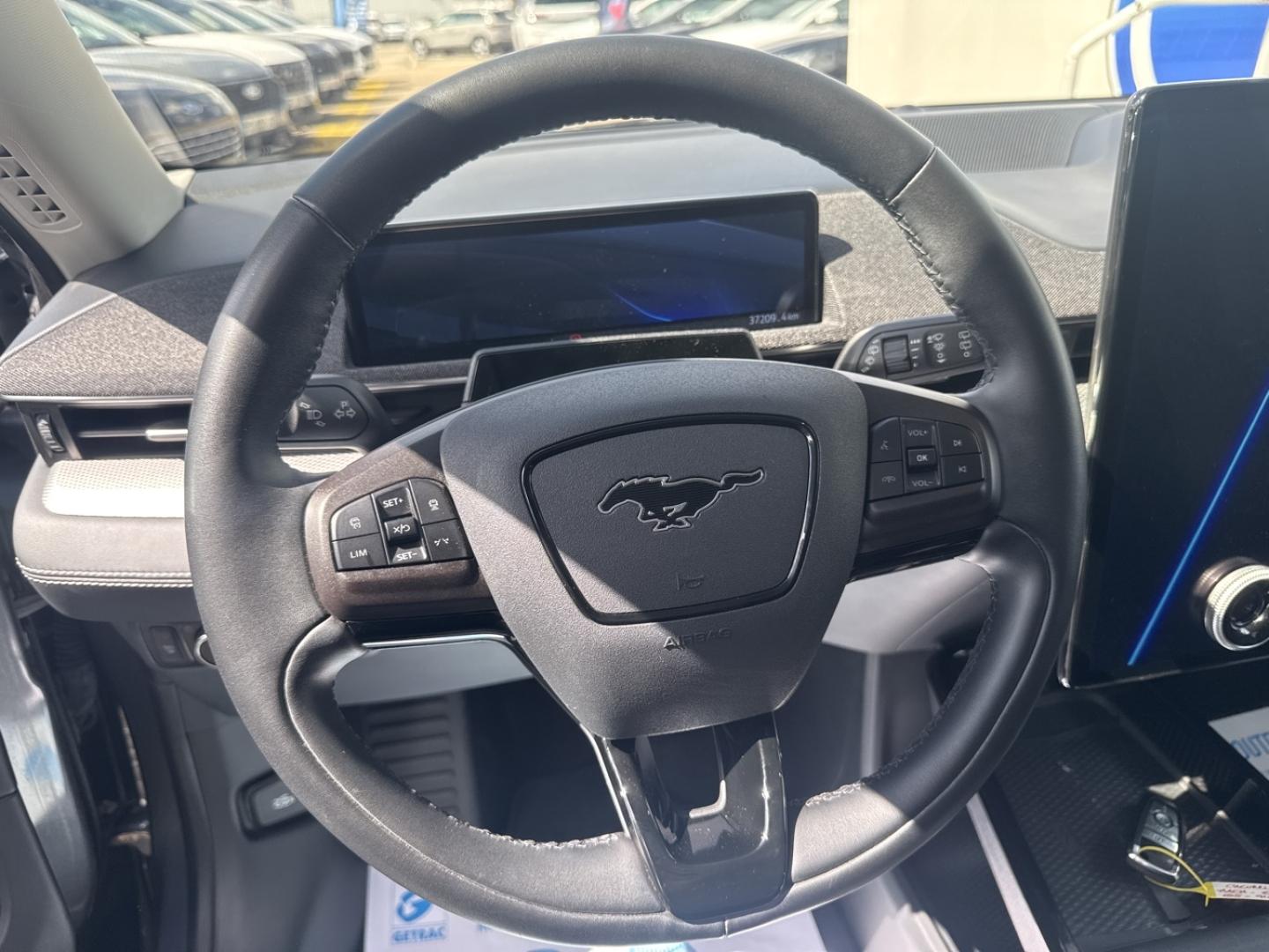 Image FORD Mustang Mach-E 269ch Standard Range 72,6kWh Mach-E Propulsion
