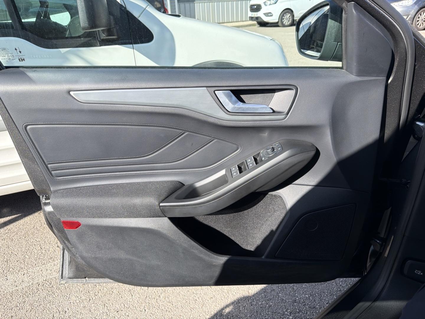Image FORD Focus SW 1.0 EcoBoost mHEV 125ch Titanium X Business