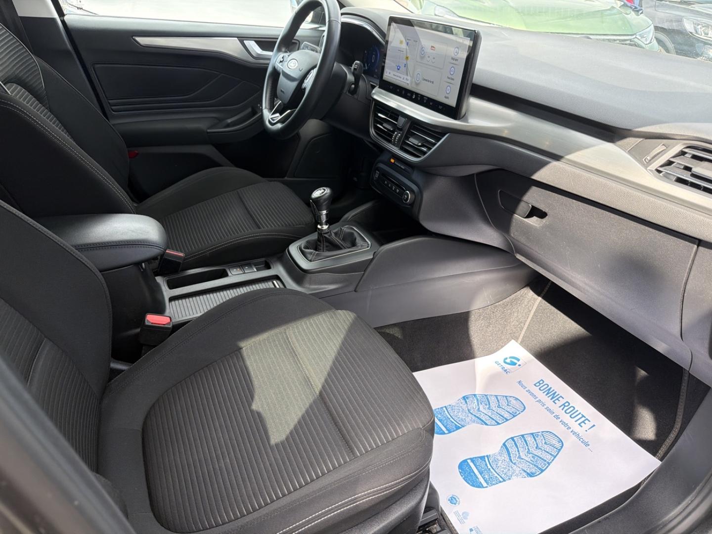 Image FORD Focus 1.0 Flexifuel mHEV 125 ch Titanium X Business