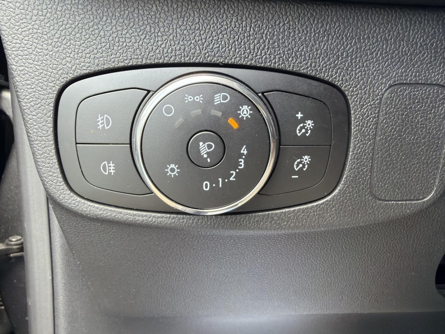 Image FORD Focus 1.0 Flexifuel mHEV 125 ch Titanium X Business