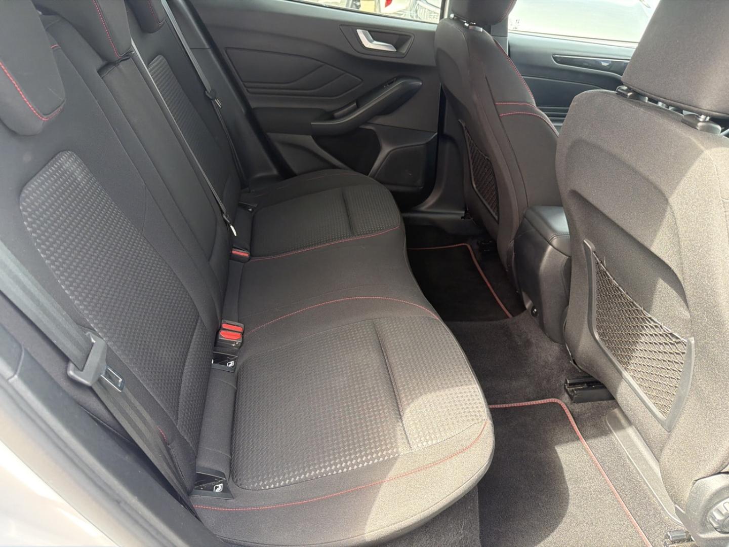 Image FORD Focus 1.0 Flexifuel mHEV 125 ch ST-Line X