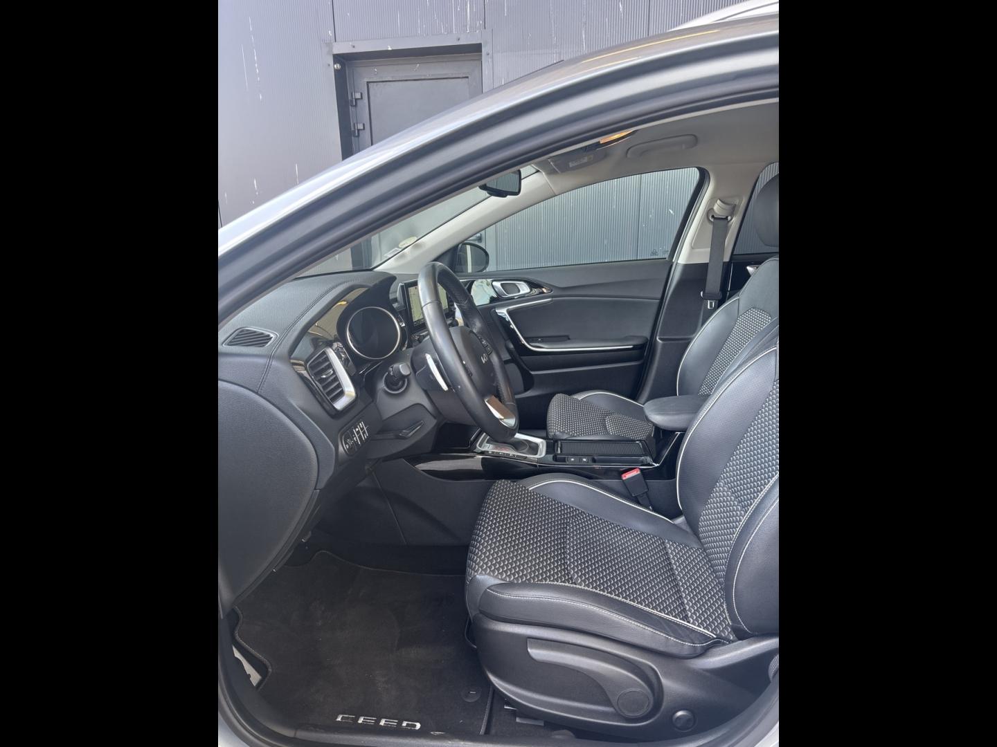 Image KIA XCeed 1.6 CRDI 136ch MHEV Design DCT7 MY22