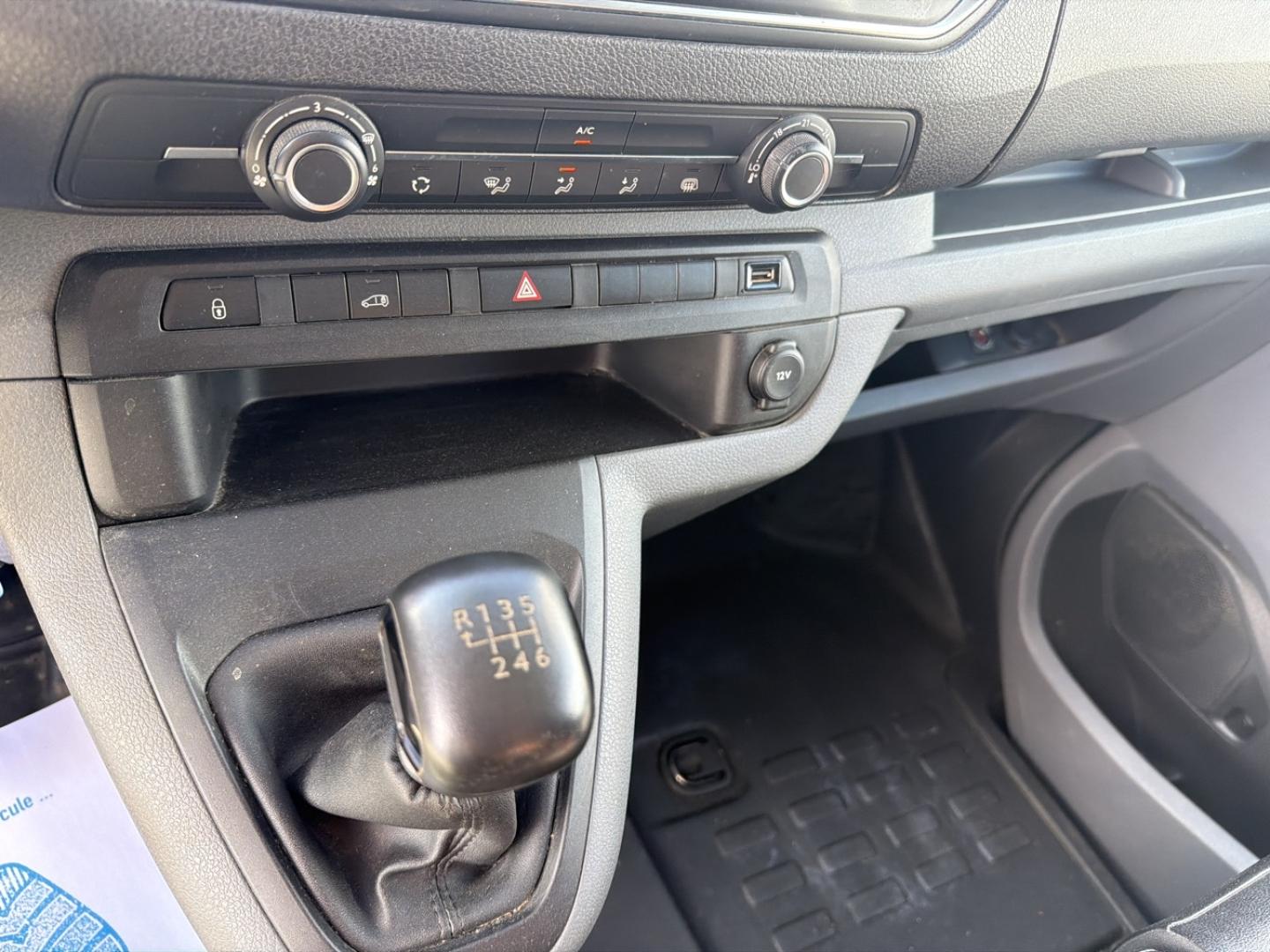 Image PEUGEOT Expert Fg Standard 2.0 BlueHDi 150 ch S&S Premium