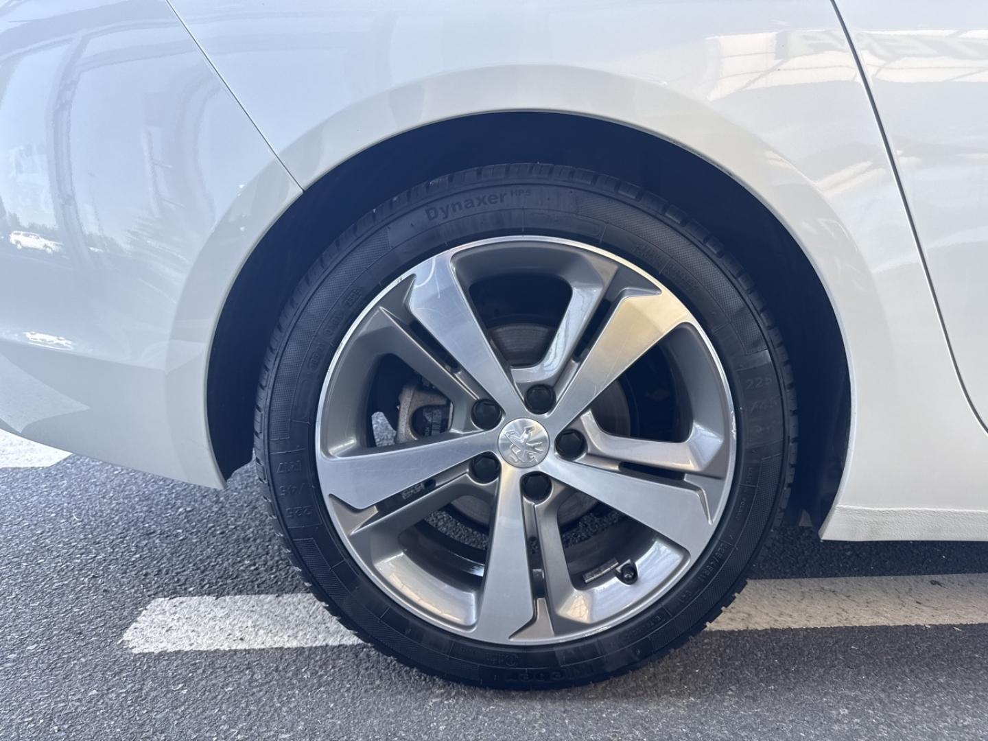 Image PEUGEOT 308 SW 1.5 BlueHDi 130ch S&S  Allure EAT8 7cv