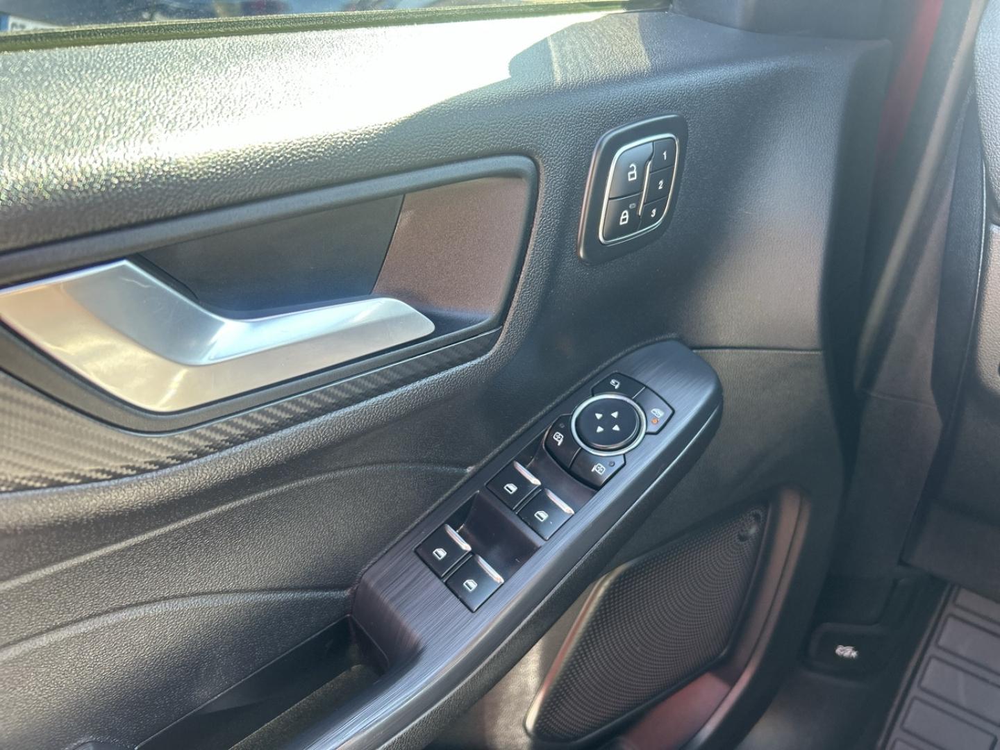 Image FORD Kuga 2.5 Duratec 180ch Hybrid FlexiFuel ST-Line X Powershift