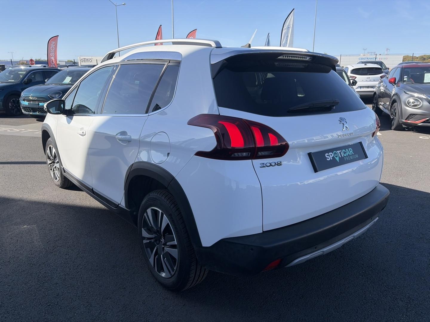 Image PEUGEOT 2008 1.2 PureTech 82ch E6.c Allure