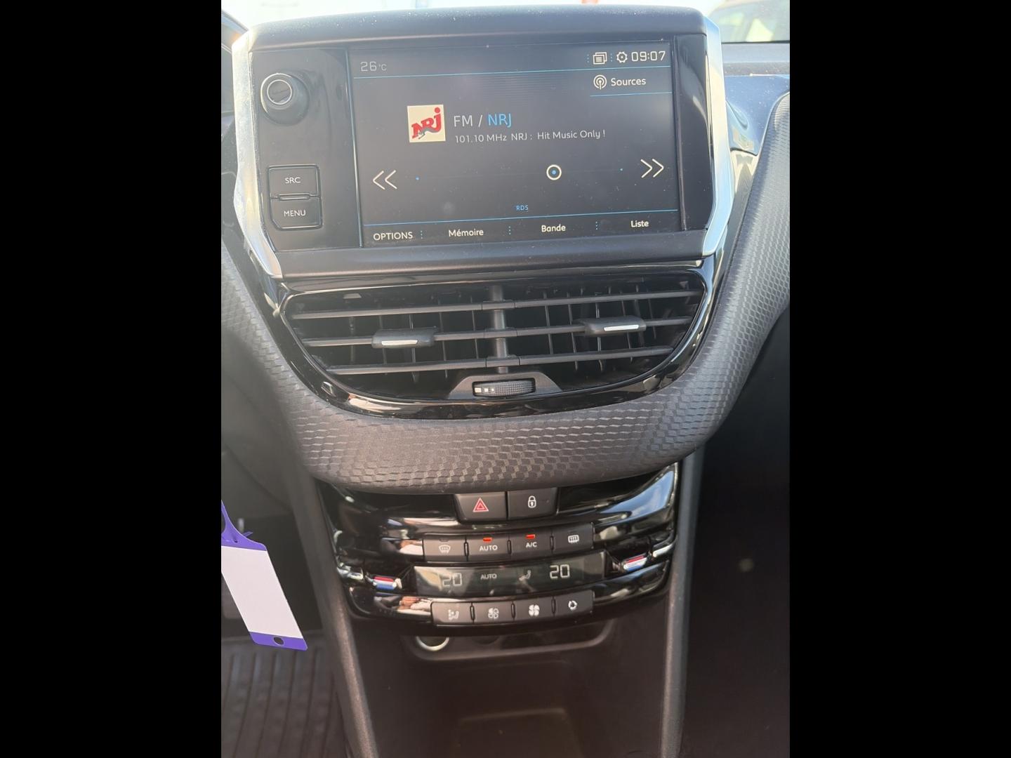 Image PEUGEOT 2008 1.2 PureTech 82ch E6.c Allure