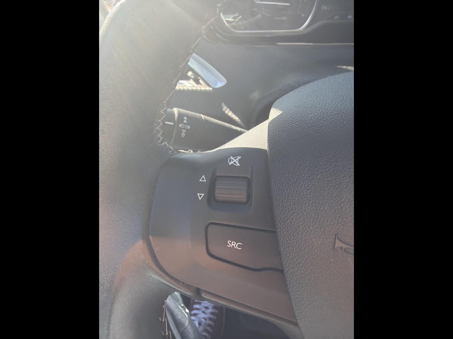 Image PEUGEOT 2008 1.2 PureTech 82ch E6.c Allure