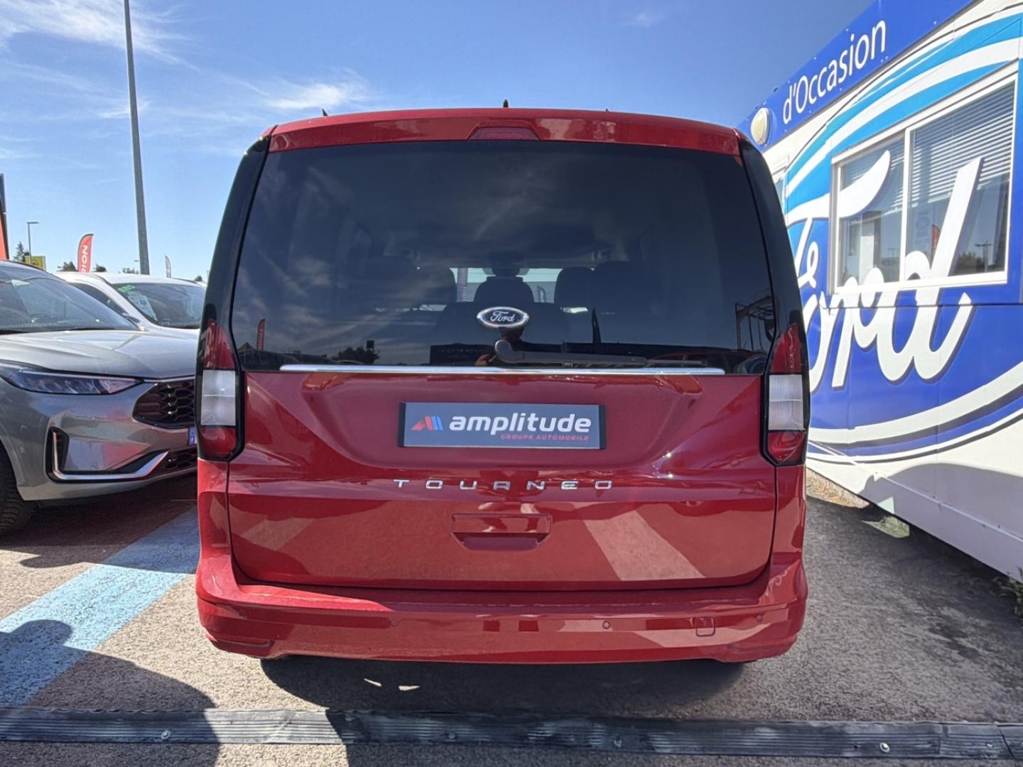 Image FORD Tourneo Connect 2.0 EcoBlue 122ch Titanium