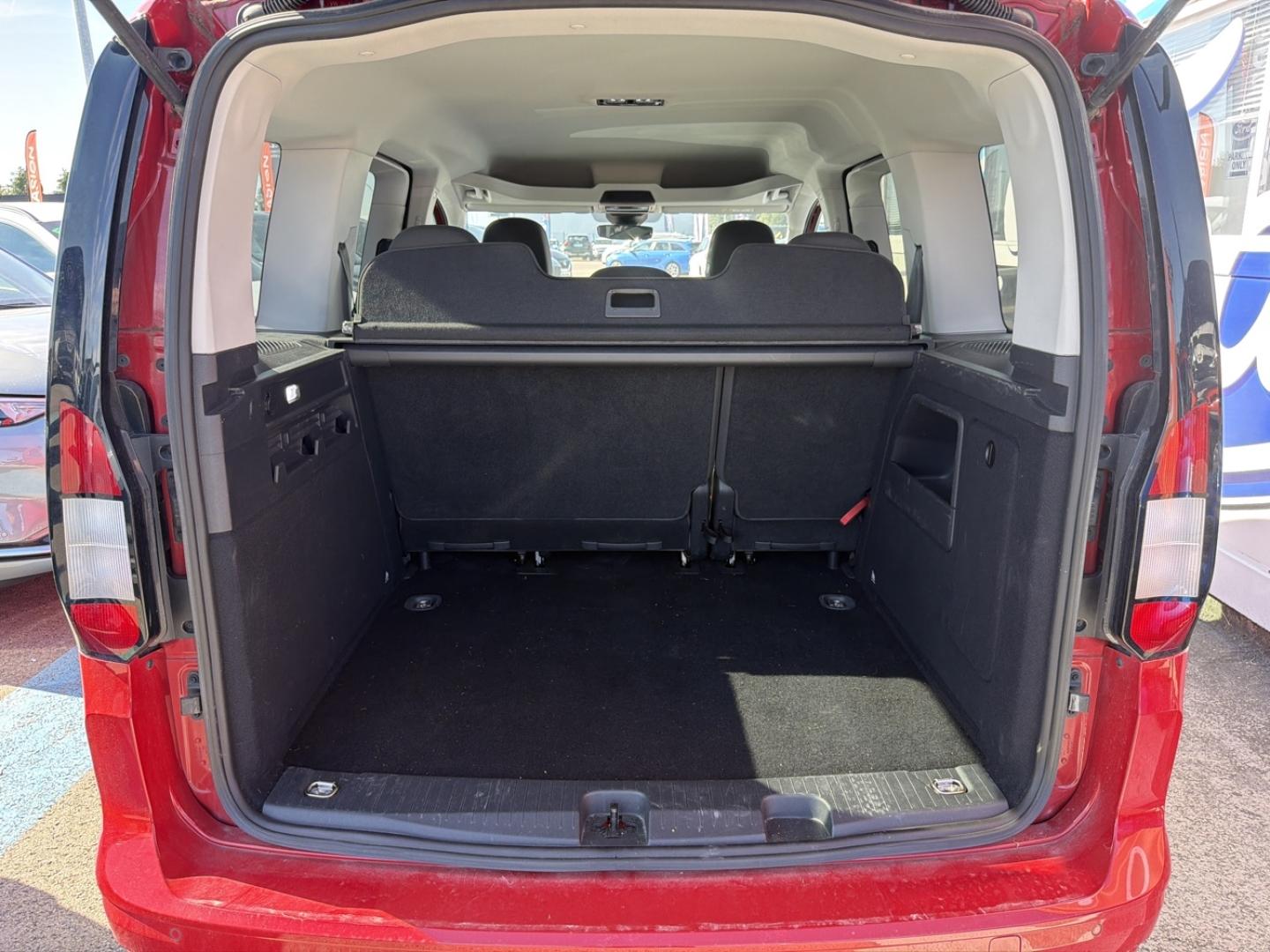 Image FORD Tourneo Connect 2.0 EcoBlue 122ch Titanium