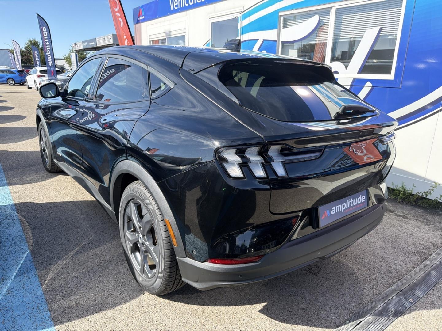 Image FORD Mustang Mach-E 269ch Standard Range 76kWh Mach-E Propulsion