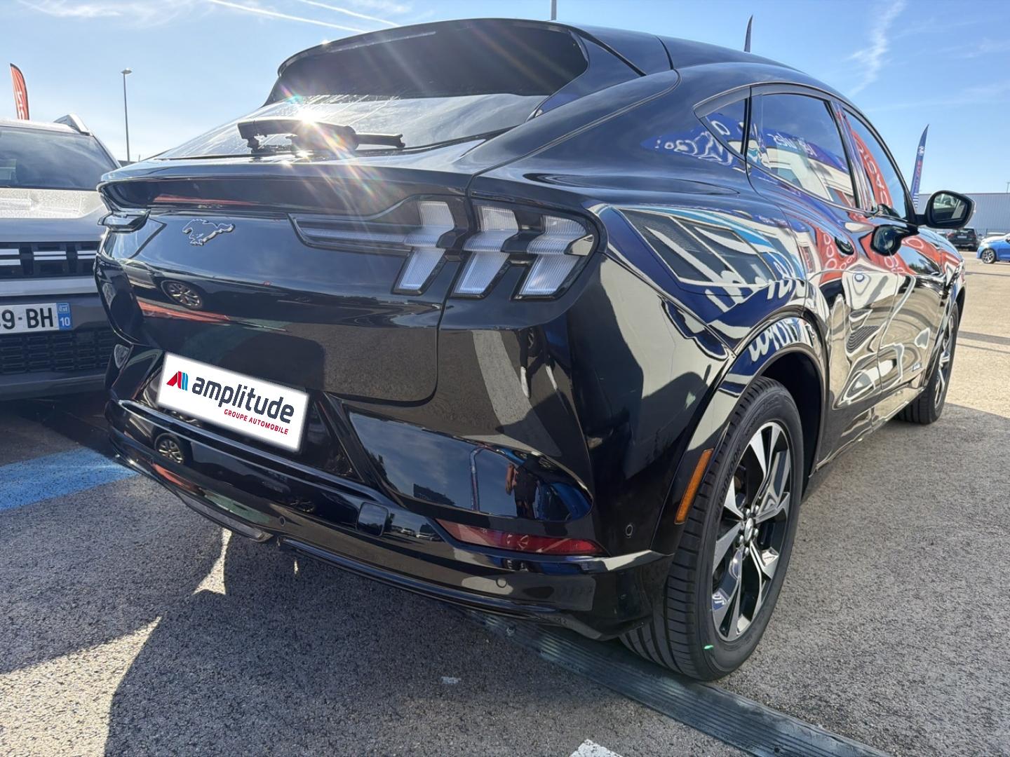 Image FORD Mustang Mach-E 294 ch Extended Range 99kWh Premium Propulsion