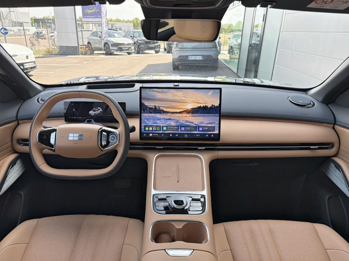 Image GEELY Starray 1.5 EM-i 99+218ch Max+