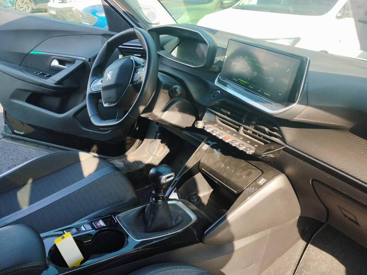 Image PEUGEOT 2008 1.2 PureTech 130ch S&S Allure Business EAT8