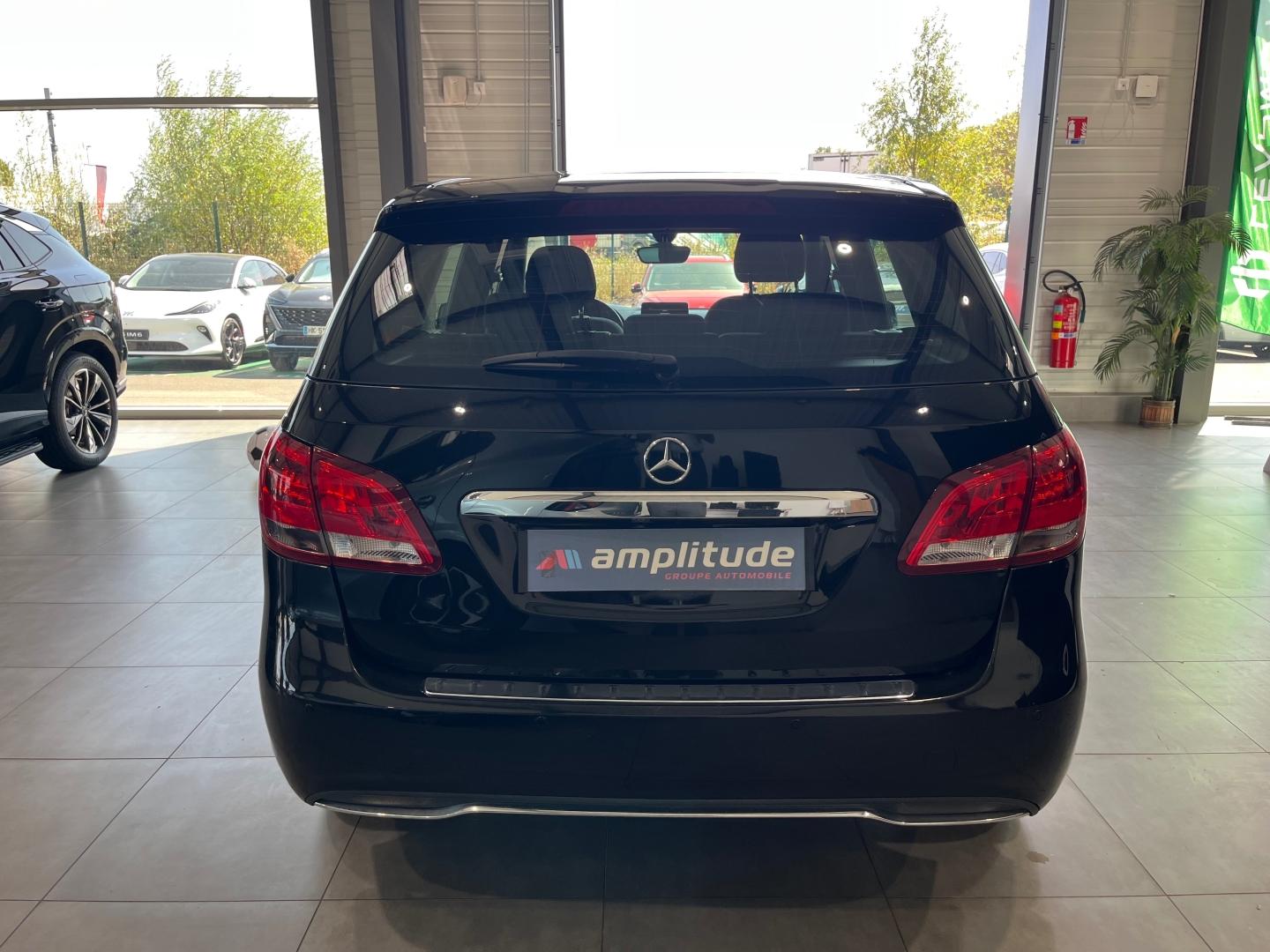 Image MERCEDES-BENZ Classe B 180 d 109ch Inspiration