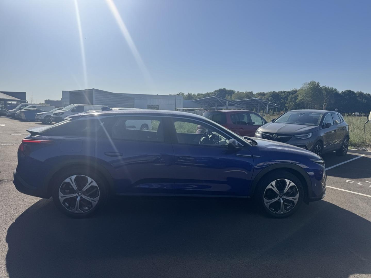 Image CITROEN C5 X Hybrid 225ch Feel Business ëEAT8