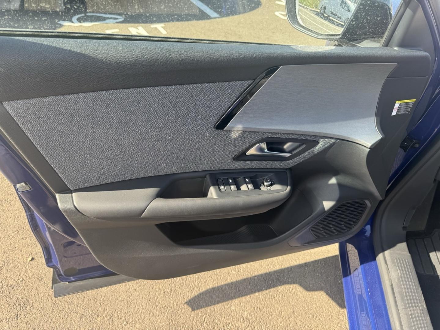 Image CITROEN C5 X Hybrid 225ch Feel Business ëEAT8