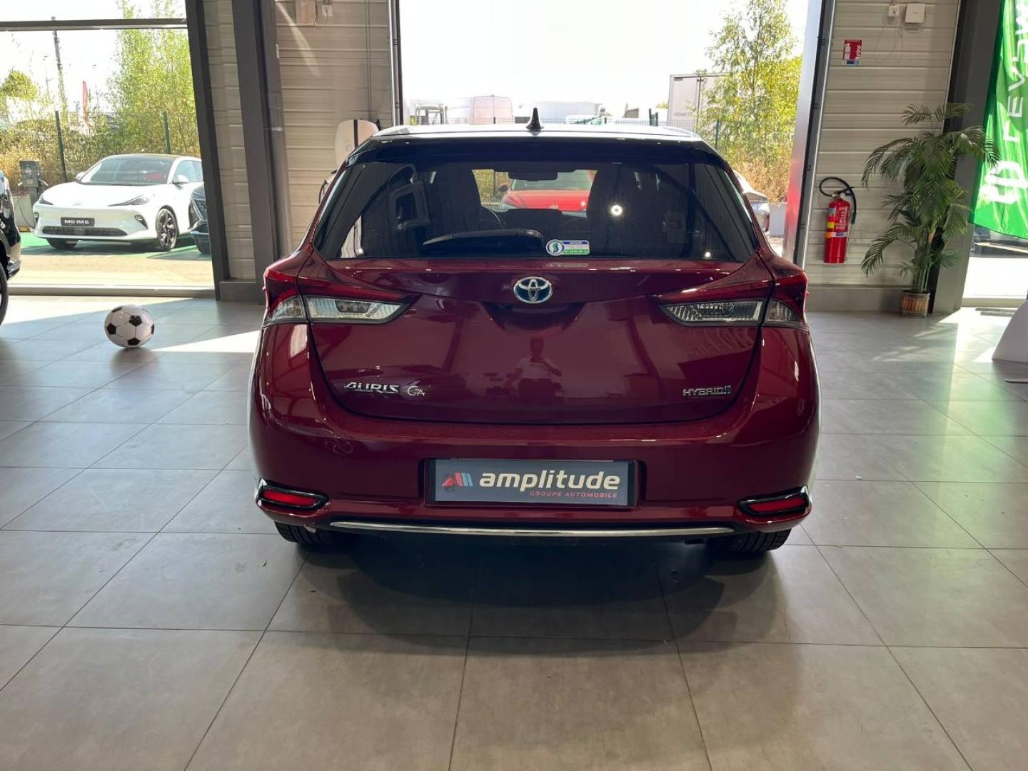 Image TOYOTA Auris HSD 136h Collection RC18