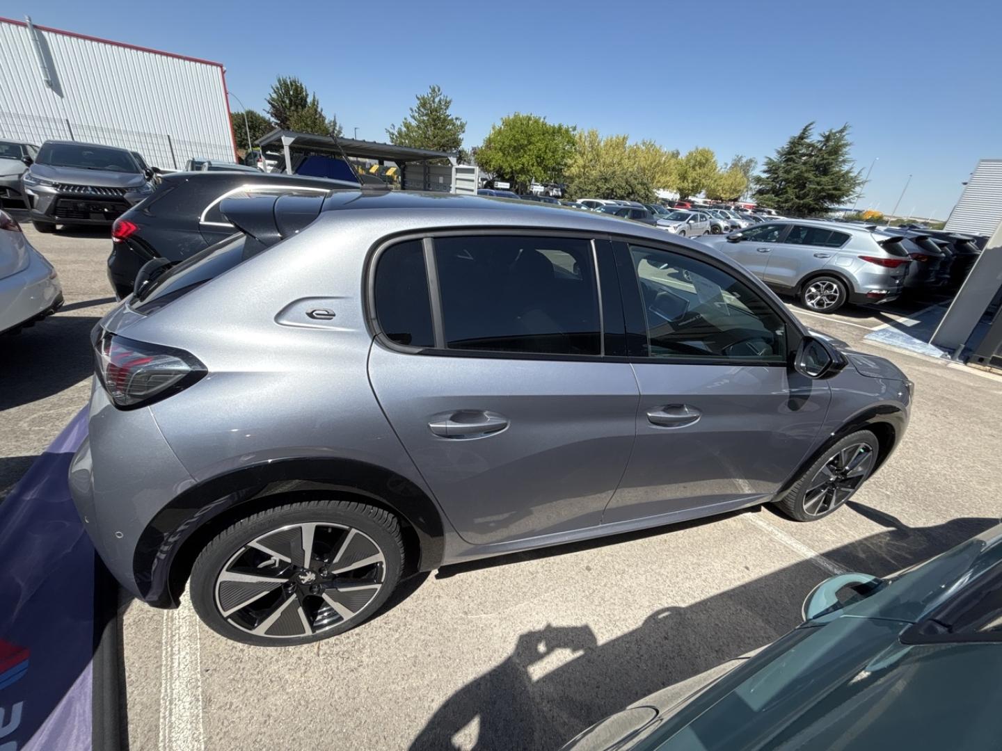 Image PEUGEOT 208 e-208 136ch GT Pack