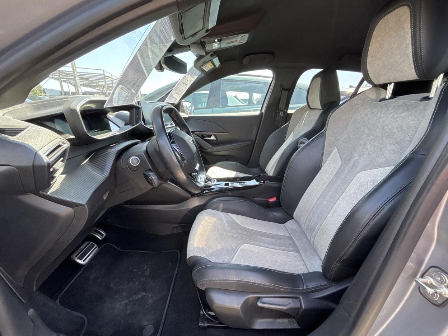Image PEUGEOT 208 e-208 136ch GT Pack