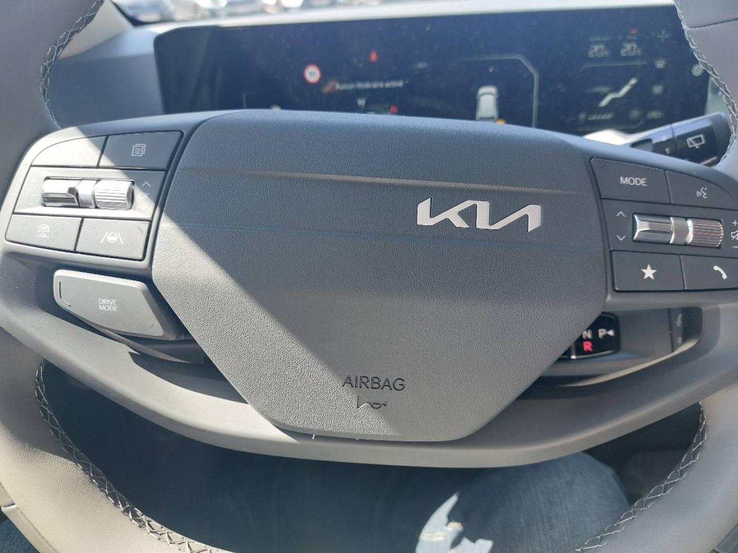 KIA Ev3 EARTH AL (81 4 kWh) - Miniature 20