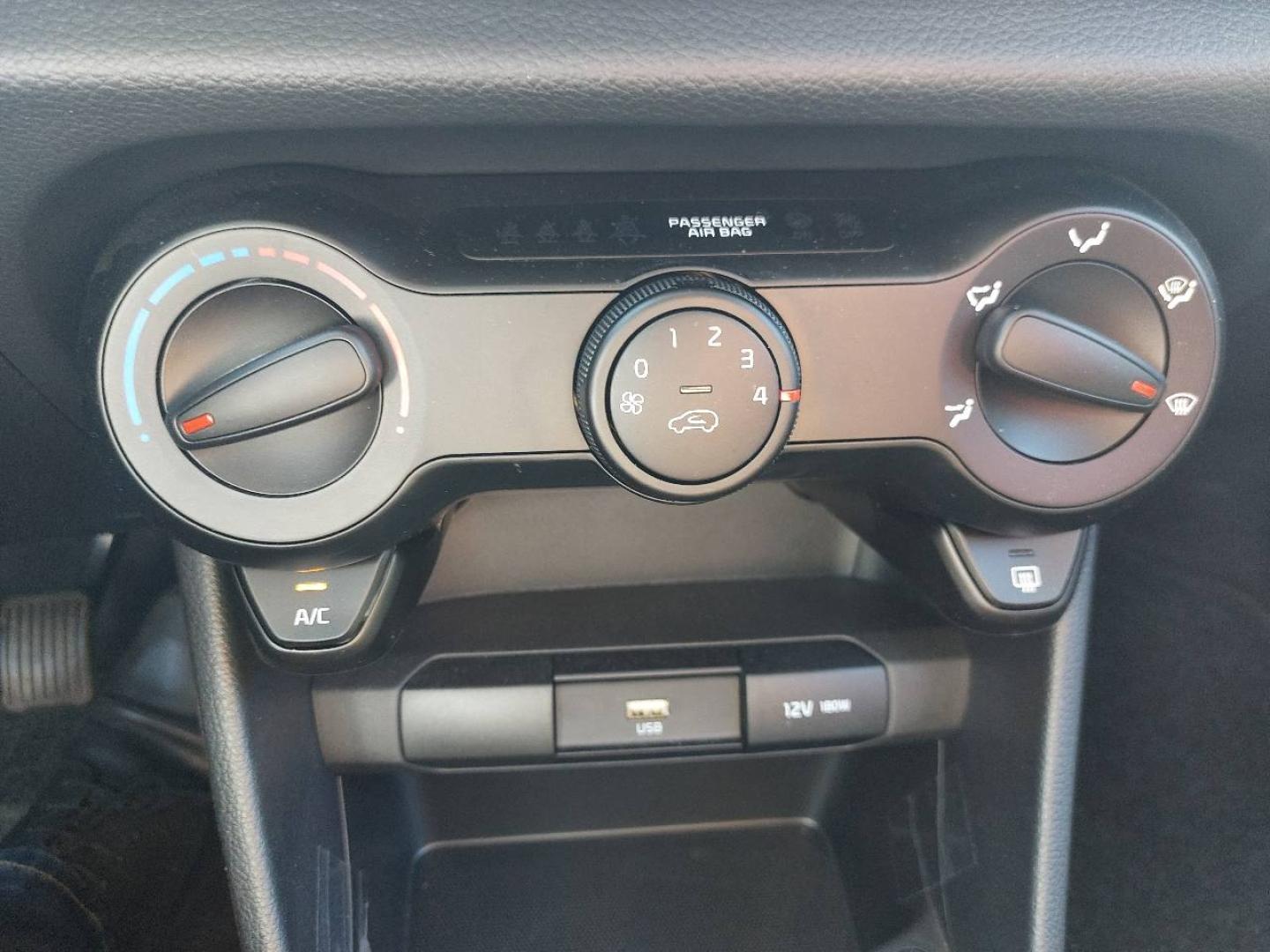 KIA Picanto 1.0 DPi 67ch Active - Miniature 19