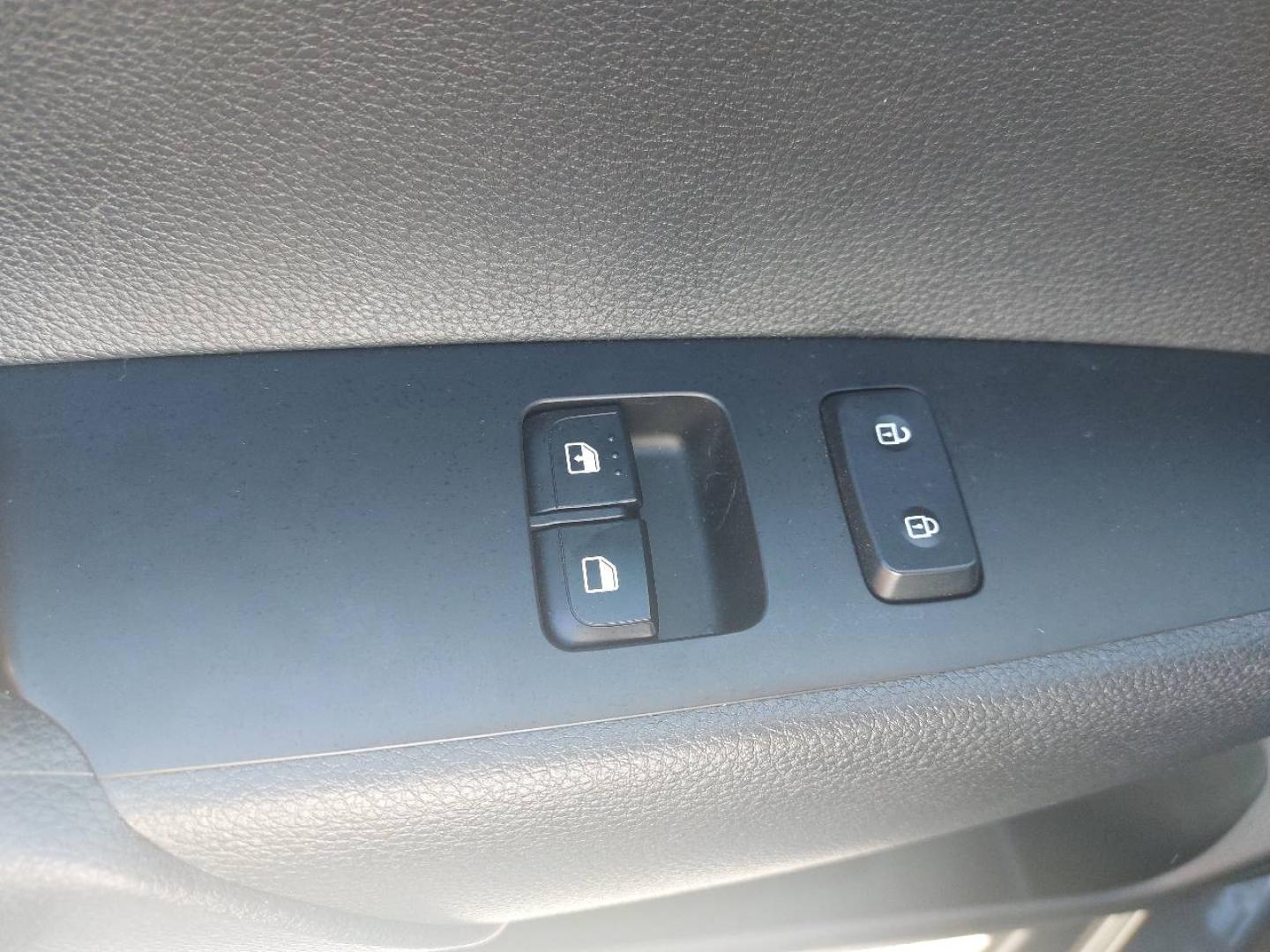 KIA Picanto 1.0 DPi 67ch Active - Miniature 22
