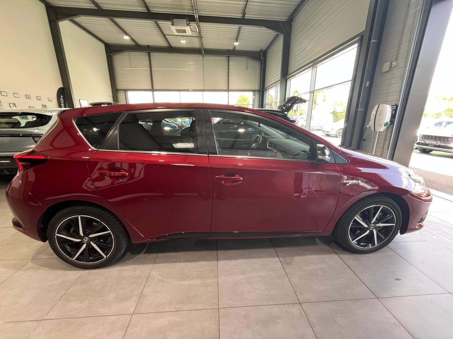 Image TOYOTA Auris HSD 136h Collection RC18
