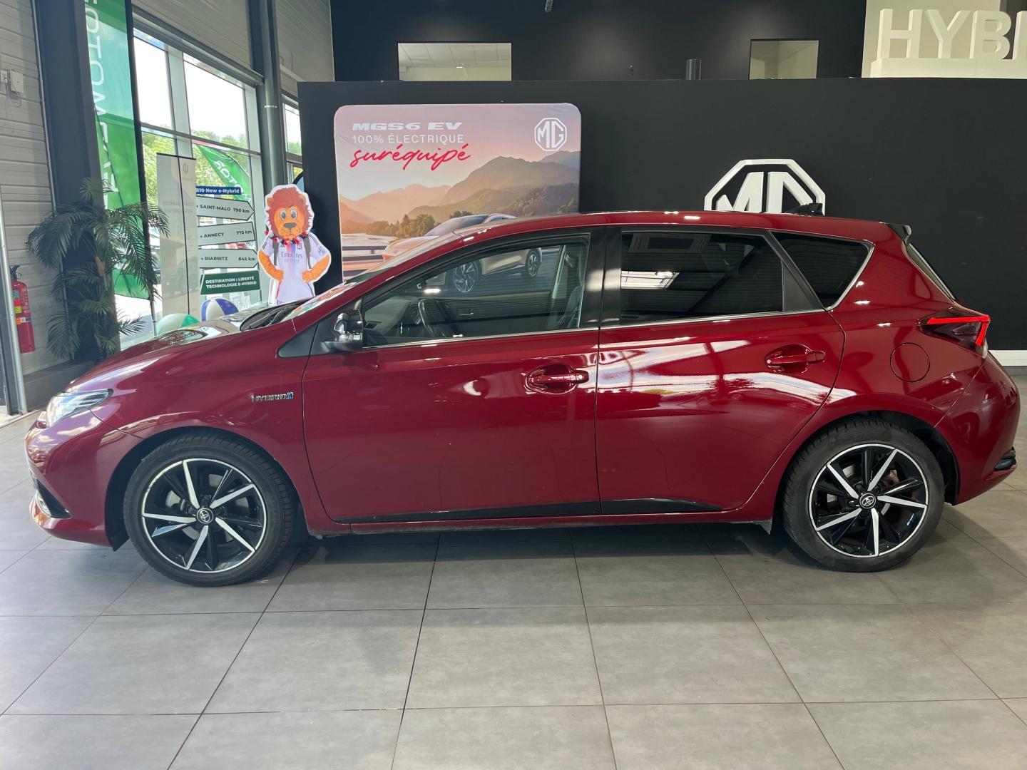 Image TOYOTA Auris HSD 136h Collection RC18