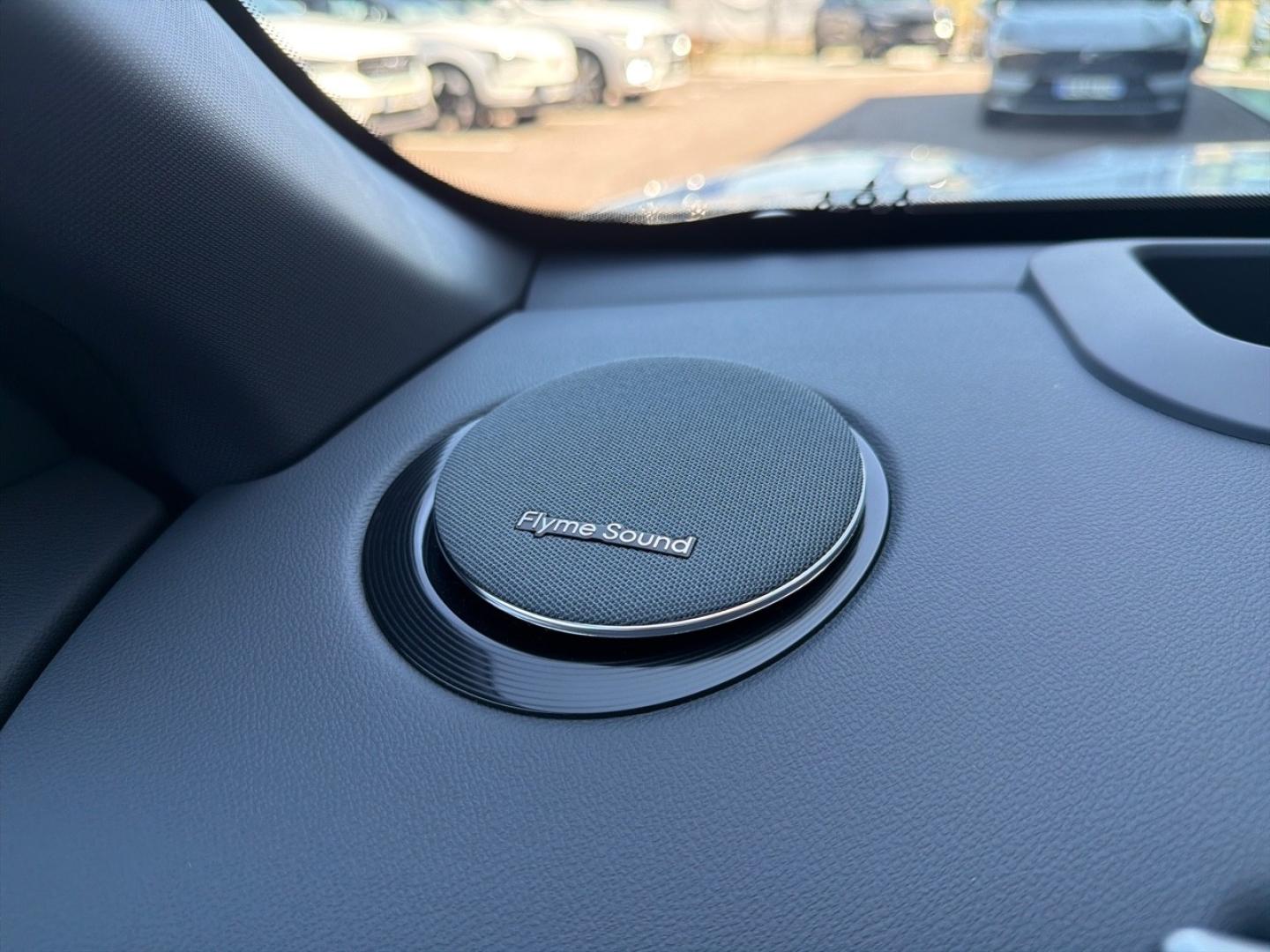 Image GEELY Starray 1.5 EM-i 99+218ch Max+