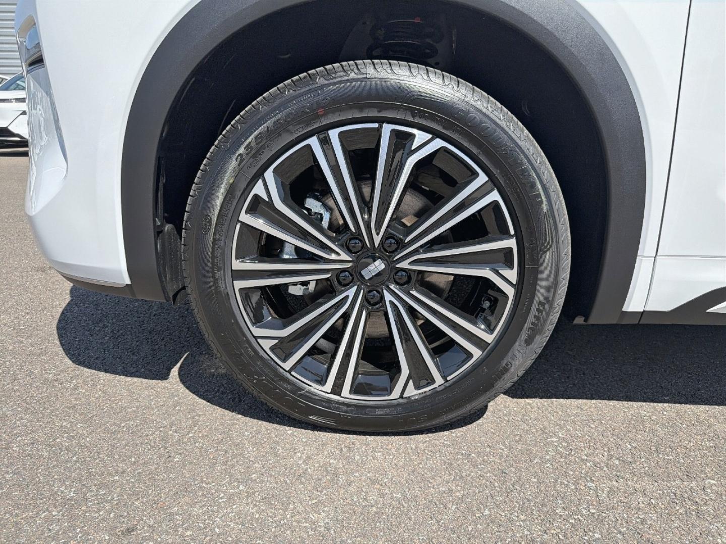 Image GEELY Starray 1.5 EM-i 99+218ch Max+