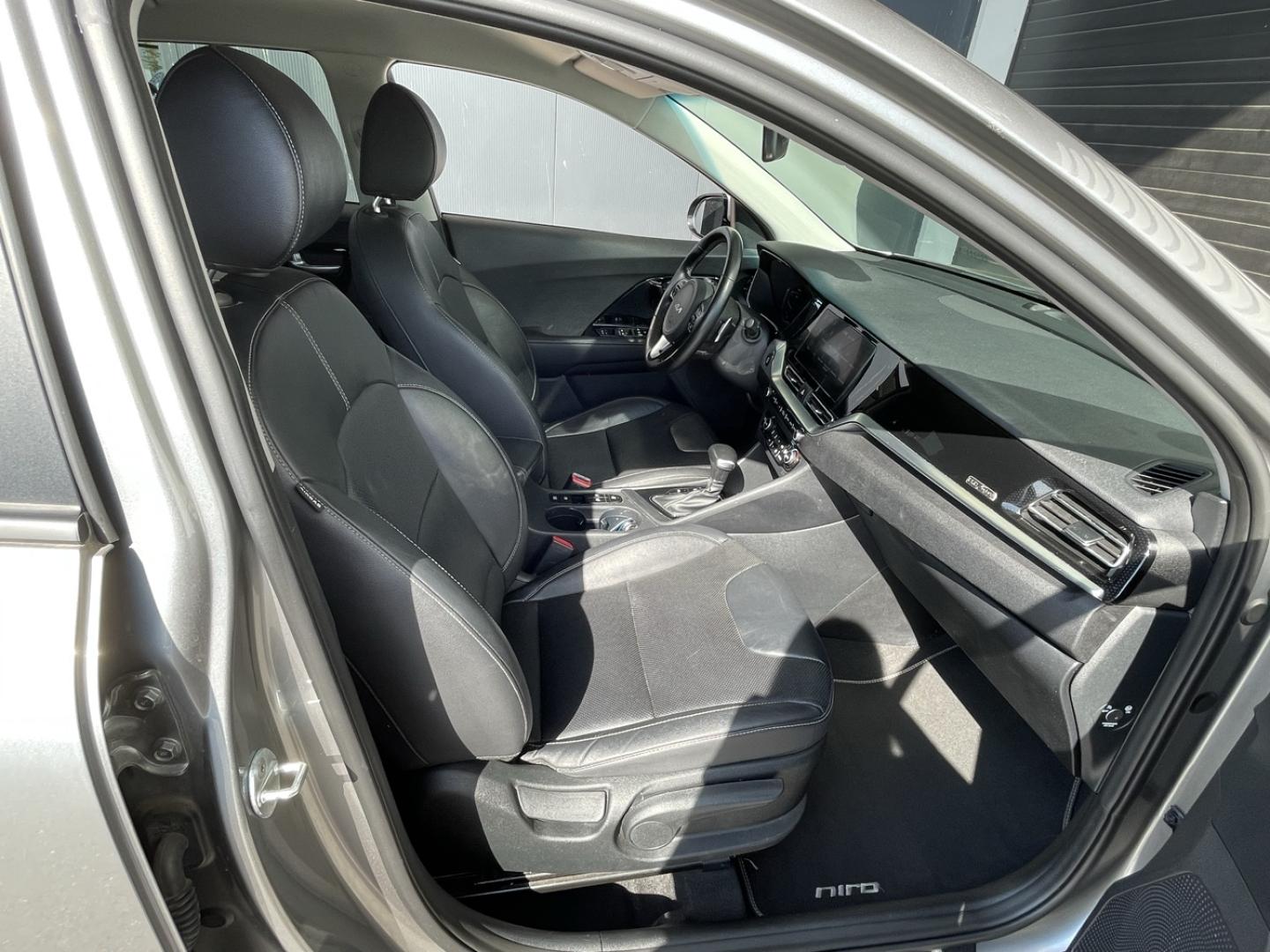 Image KIA Niro 1.6 GDi 105ch ISG + électrique 43.5ch Lounge DCT6 MY22