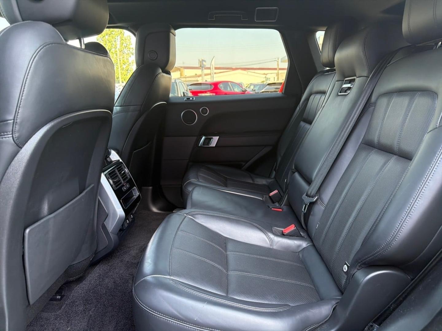 Image LAND-ROVER Range Rover Sport 3.0 D350 350ch HSE Dynamic Mark IX