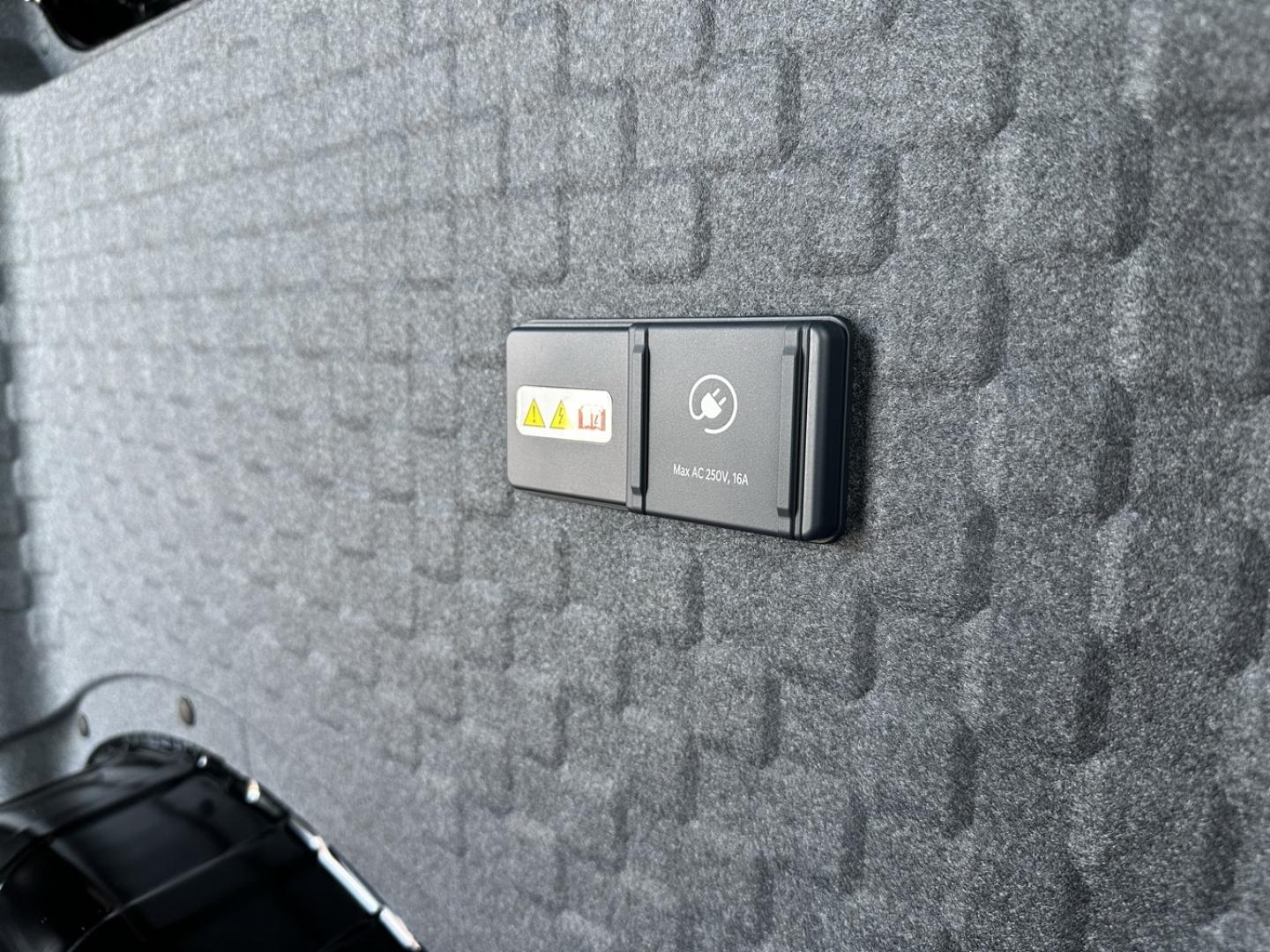 Image KIA PV5 Cargo L2H1 L 163ch 71,2kWh Plus 2 portes latérales