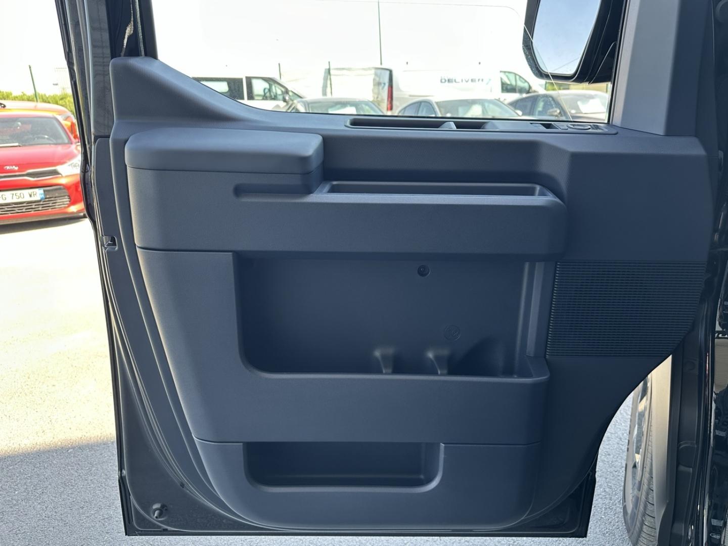 Image KIA PV5 Cargo L2H1 L 163ch 71,2kWh Plus 2 portes latérales