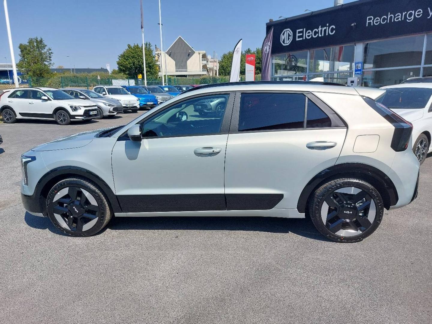 KIA Niro 1.6 GDi 138ch HEV Premium DCT6 - Miniature 11