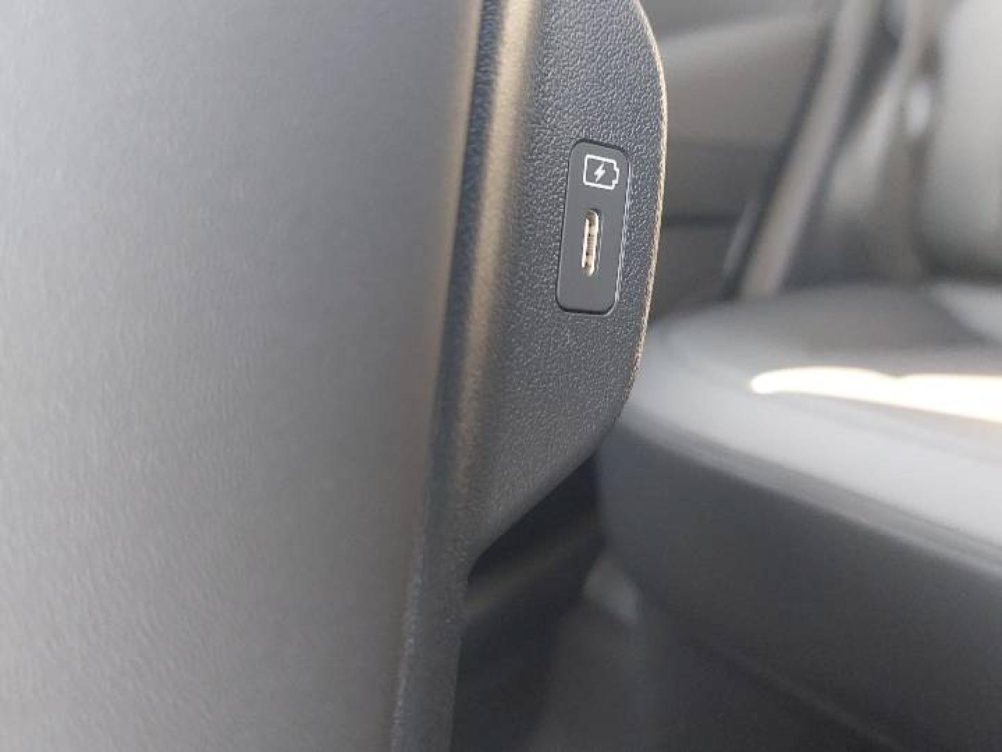 KIA Niro 1.6 GDi 138ch HEV Premium DCT6 - Miniature 23
