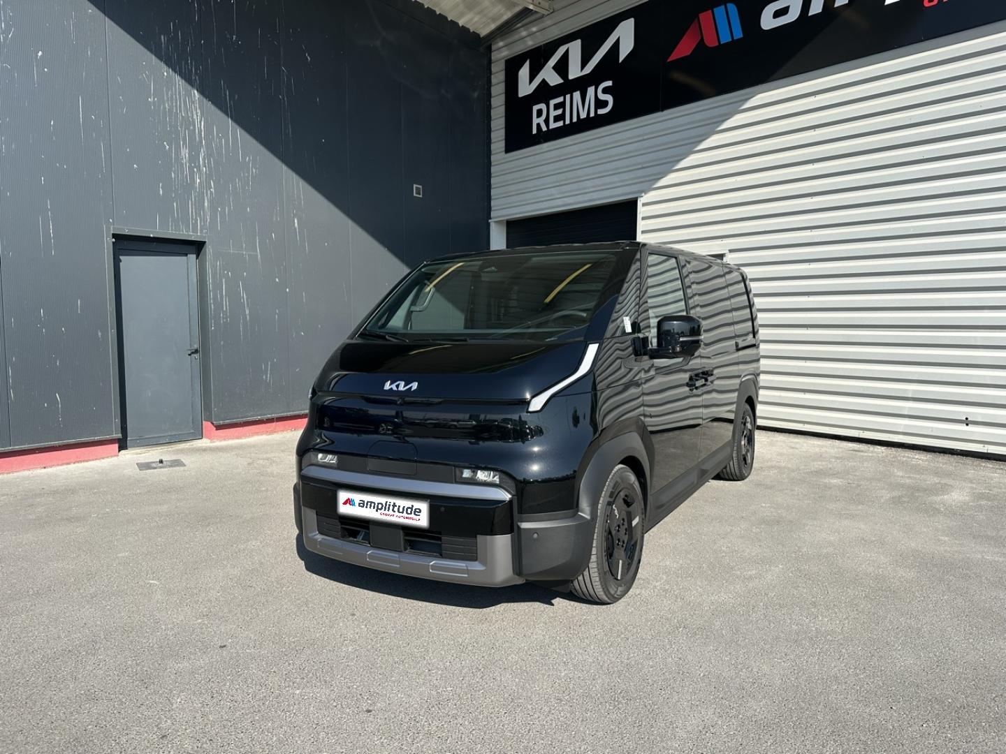 Photo KIA PV5 Cargo L2H1 L 163ch 71,2kWh Plus 2 portes latérales