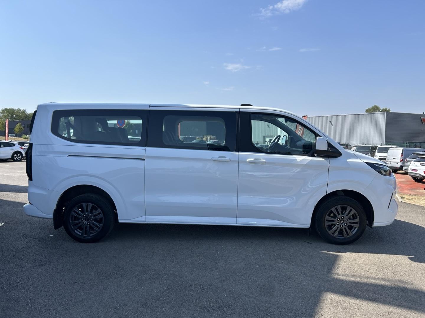 Image FORD Tourneo Custom 320 L2H1 2.0 EcoBlue 150ch Titanium
