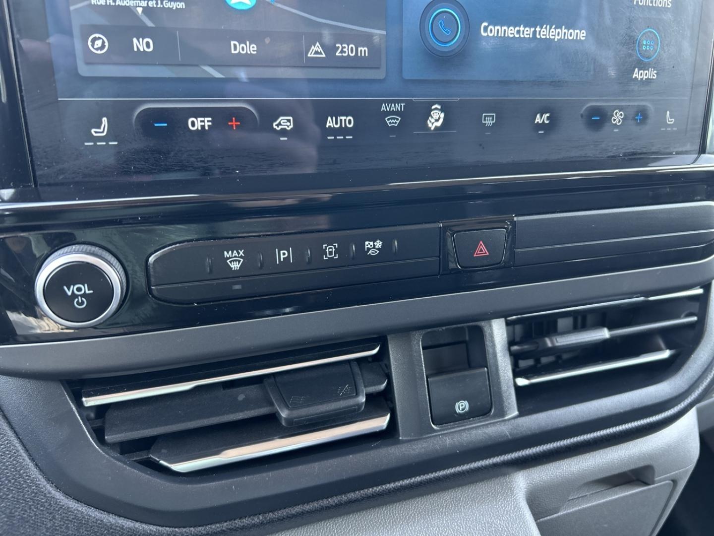Image FORD Tourneo Custom 320 L2H1 2.0 EcoBlue 150ch Titanium