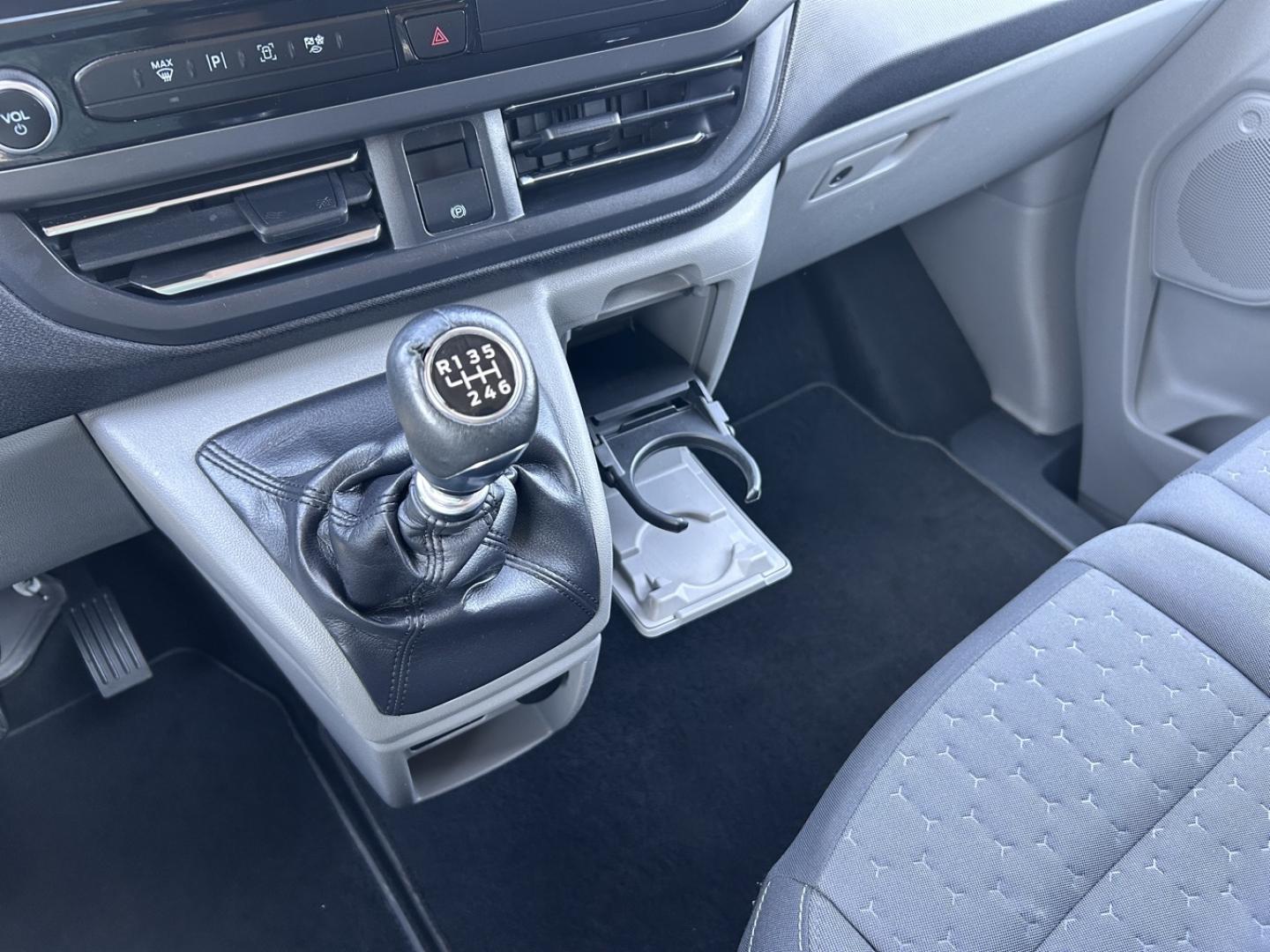 Image FORD Tourneo Custom 320 L2H1 2.0 EcoBlue 150ch Titanium